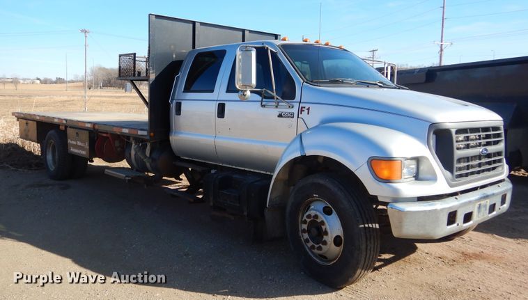 image for item MX9817 2000 Ford F650  Crew Cab flatbed truck