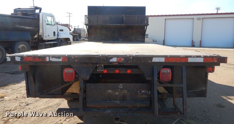image for item MX9817 2000 Ford F650  Crew Cab flatbed truck