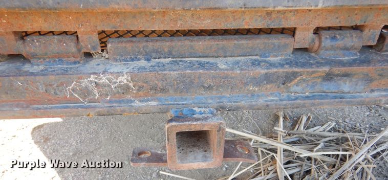 image for item MX9817 2000 Ford F650  Crew Cab flatbed truck