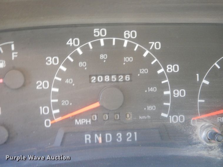 image for item MX9817 2000 Ford F650  Crew Cab flatbed truck