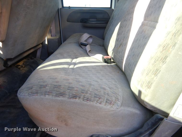 image for item MX9817 2000 Ford F650  Crew Cab flatbed truck