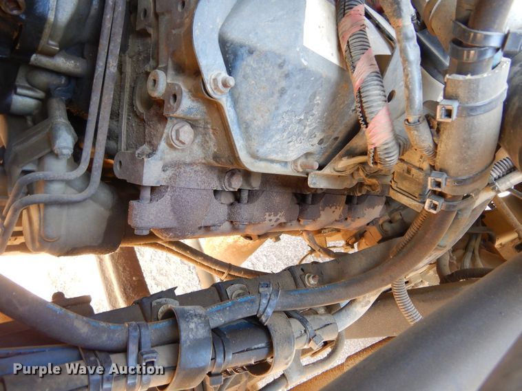 image for item MX9817 2000 Ford F650  Crew Cab flatbed truck