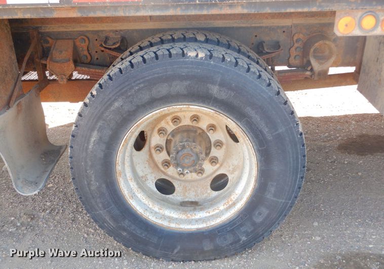 image for item MX9817 2000 Ford F650  Crew Cab flatbed truck