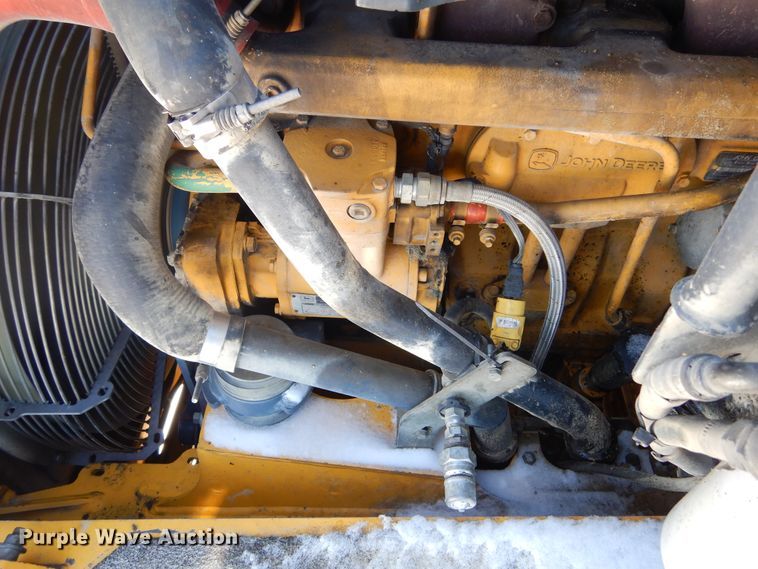 image for item MX9818 2004 John Deere 300D  haul truck