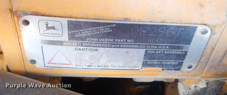 image for item MX9818 2004 John Deere 300D  haul truck