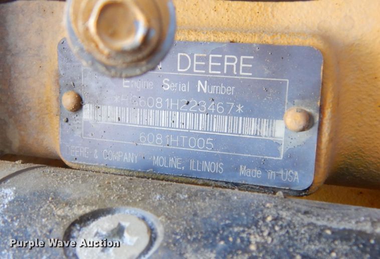 image for item MX9818 2004 John Deere 300D  haul truck