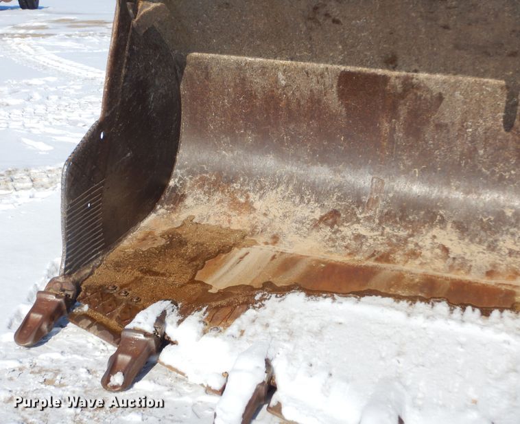 image for item MX9820 1995 Caterpillar 988F  wheel loader