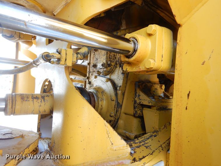 image for item MX9820 1995 Caterpillar 988F  wheel loader