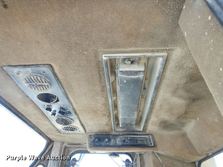 image for item MX9820 1995 Caterpillar 988F  wheel loader