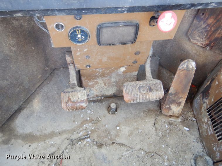 image for item MX9820 1995 Caterpillar 988F  wheel loader