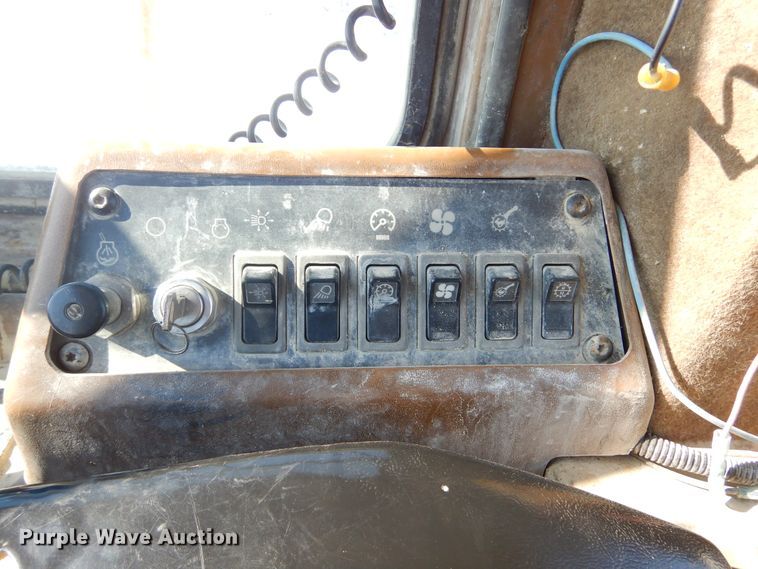 image for item MX9820 1995 Caterpillar 988F  wheel loader