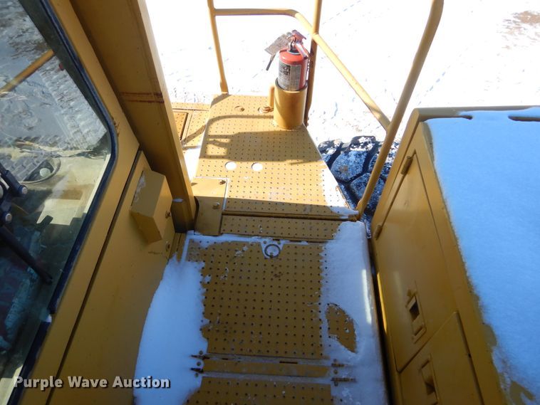 image for item MX9820 1995 Caterpillar 988F  wheel loader