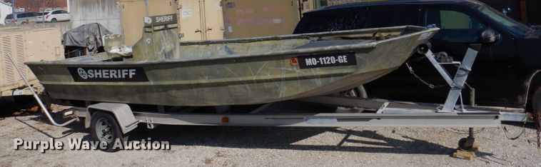 image for item DE7518 1999 SeaArk  boat