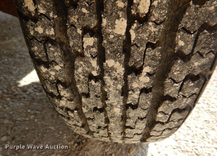 image for item DE7518 1999 SeaArk  boat