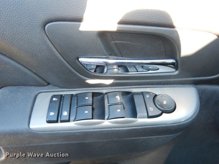 image for item DH8822 2013 Chevrolet Tahoe Police  SUV