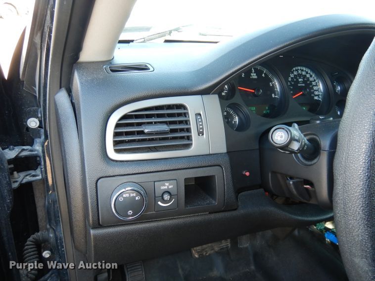 image for item DH8822 2013 Chevrolet Tahoe Police  SUV