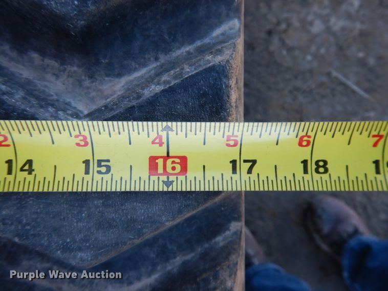 image for item DH8824 2008 John Deere CT332  tracked skid steer loader