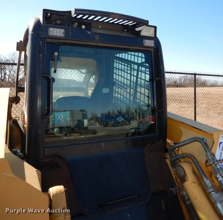 image for item DH8824 2008 John Deere CT332  tracked skid steer loader