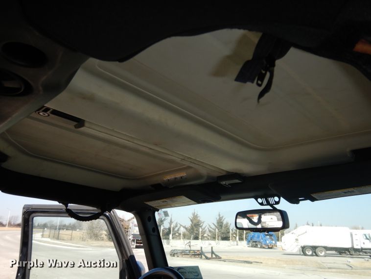 image for item DH8910 2014 Jeep Wrangler  SUV