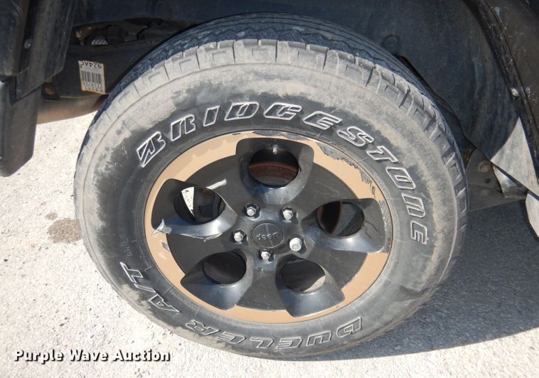 image for item DH8910 2014 Jeep Wrangler  SUV