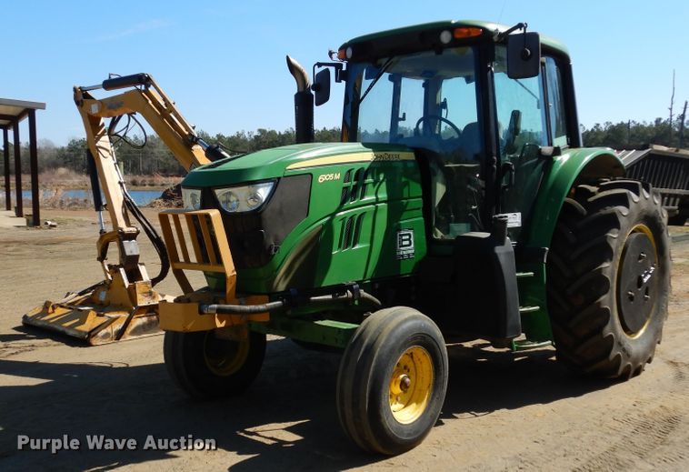 image for item DI8678 2013 John Deere 6105M  tractor