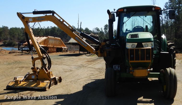 image for item DI8678 2013 John Deere 6105M  tractor