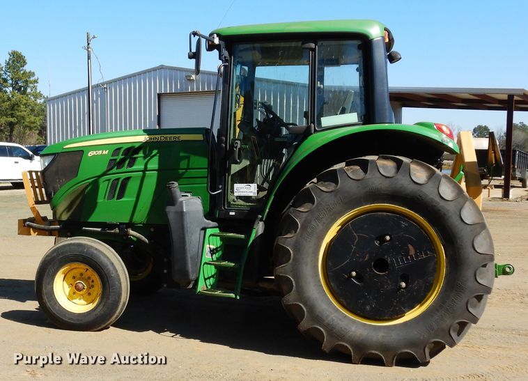 image for item DI8678 2013 John Deere 6105M  tractor