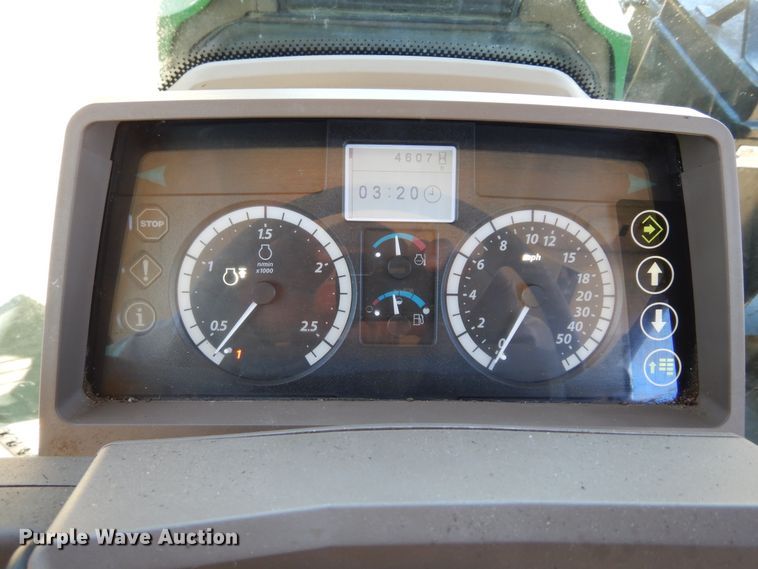 image for item DI8678 2013 John Deere 6105M  tractor