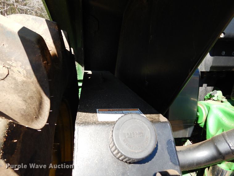 image for item DI8678 2013 John Deere 6105M  tractor