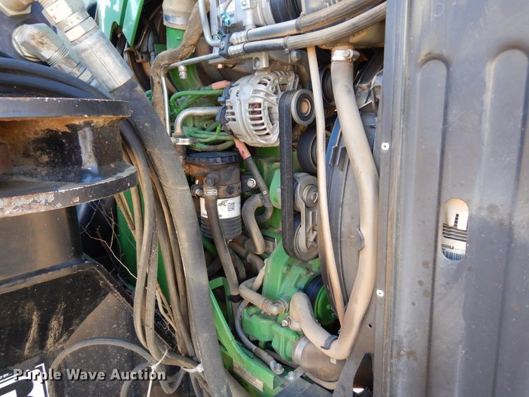 image for item DI8678 2013 John Deere 6105M  tractor