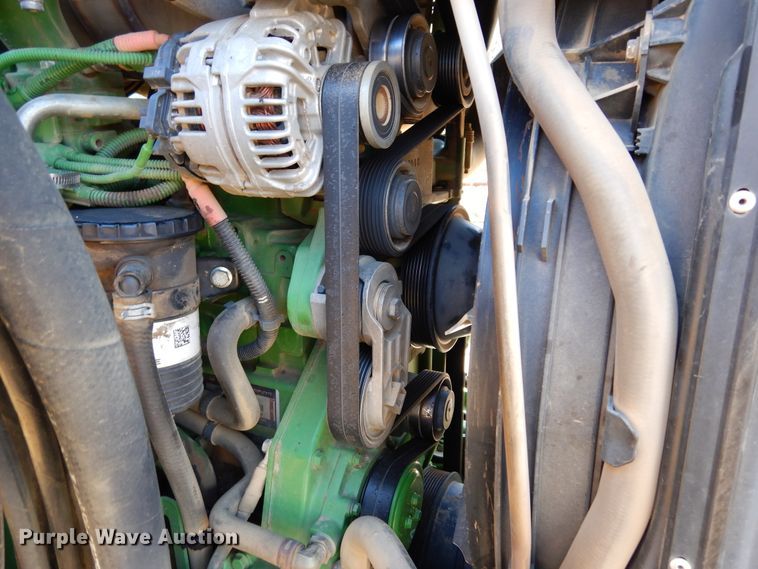 image for item DI8678 2013 John Deere 6105M  tractor