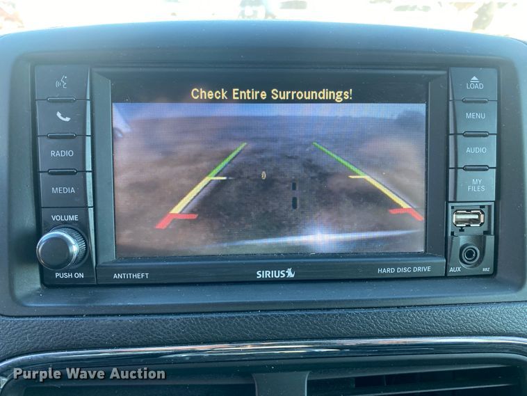 image for item DJ7585 2017 Dodge Grand Caravan  van