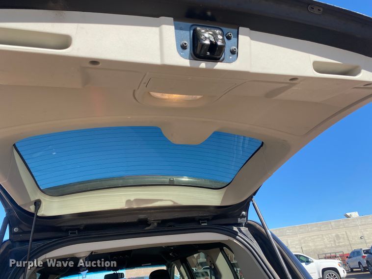 image for item DJ7585 2017 Dodge Grand Caravan  van