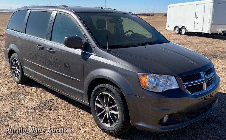 image for item DJ7586 2017 Dodge Grand Caravan  van