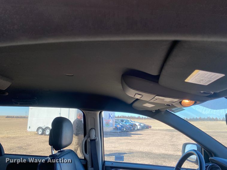 image for item DJ7586 2017 Dodge Grand Caravan  van