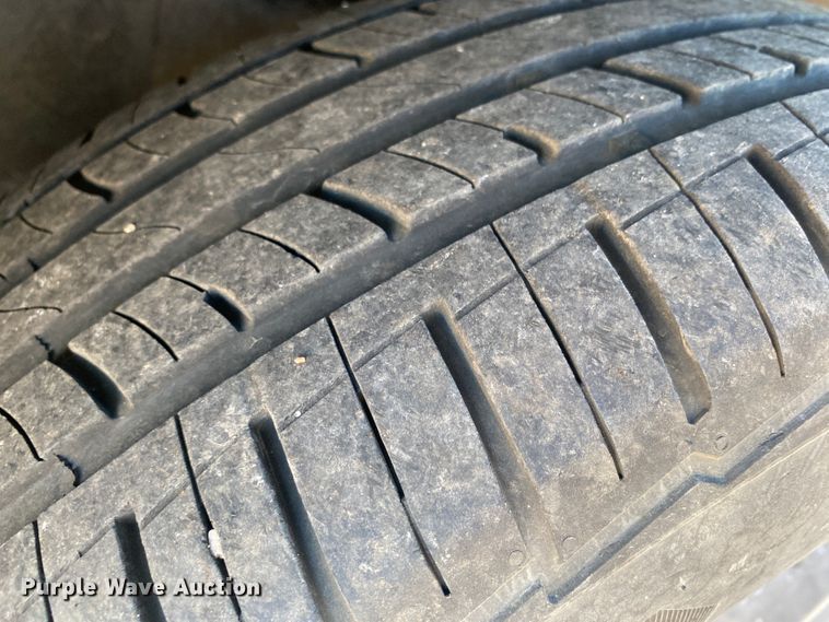 image for item DJ7586 2017 Dodge Grand Caravan  van