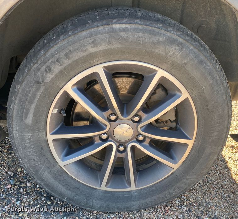 image for item DJ7586 2017 Dodge Grand Caravan  van