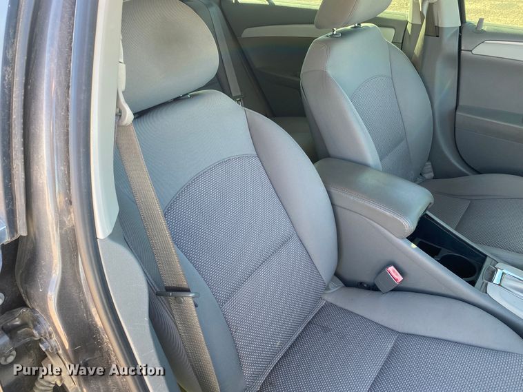 image for item DJ7587 2010 Chevrolet Malibu