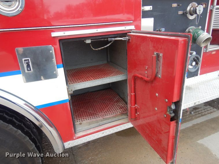 image for item DK4318 1987 Pierce  pumper fire truck