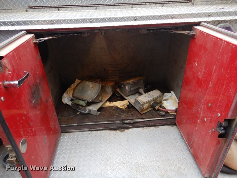 image for item DK4318 1987 Pierce  pumper fire truck