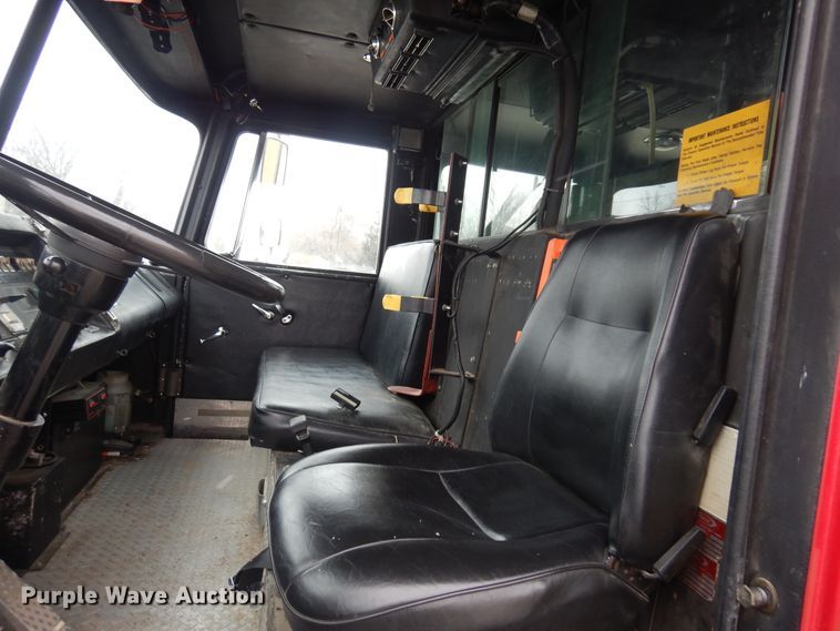 image for item DK4318 1987 Pierce  pumper fire truck