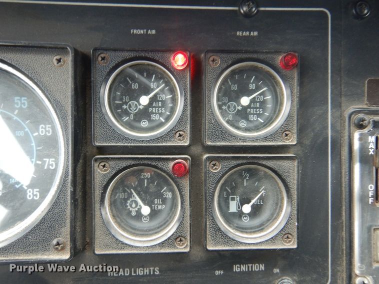 image for item DK4318 1987 Pierce  pumper fire truck