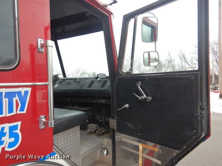 image for item DK4318 1987 Pierce  pumper fire truck