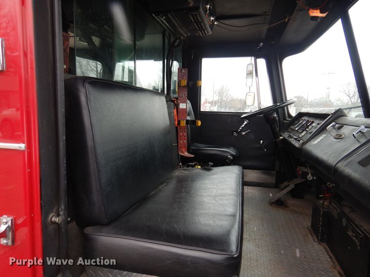 image for item DK4318 1987 Pierce  pumper fire truck