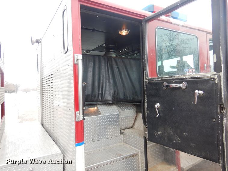 image for item DK4318 1987 Pierce  pumper fire truck