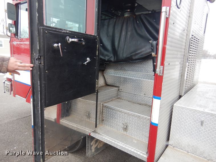 image for item DK4318 1987 Pierce  pumper fire truck