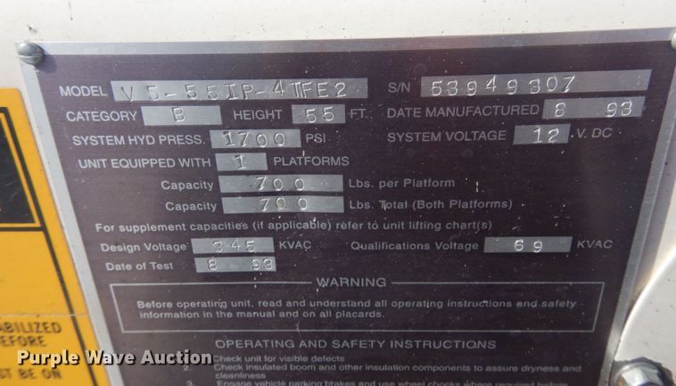 image for item DM5376 1994 Ford F700  bucket truck