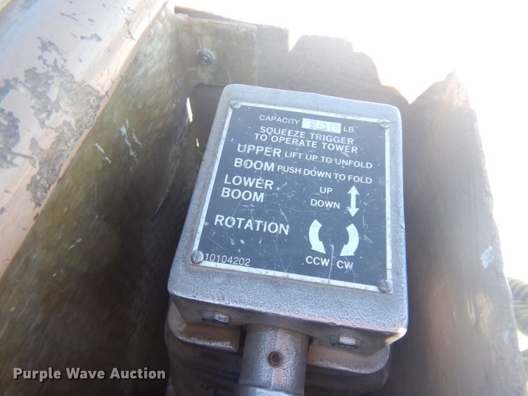 image for item DM5376 1994 Ford F700  bucket truck