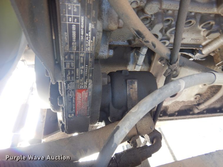 image for item DM5376 1994 Ford F700  bucket truck