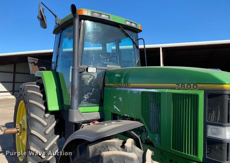 image for item DM8332 1993 John Deere 7800  MFWD tractor